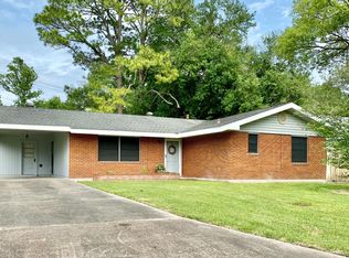 911 Teche Rd, Morgan City, LA 70380