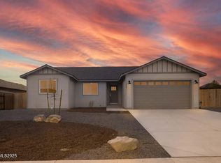 915 Saltbrush Rd, Dayton, NV 89403