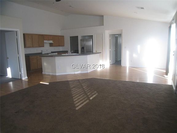2nd image of 2205 Mountain Sunset Ave