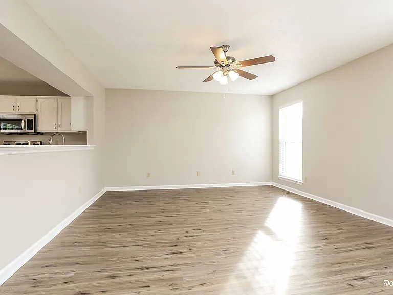 607 Rocky Ridge Cir — Photo 6