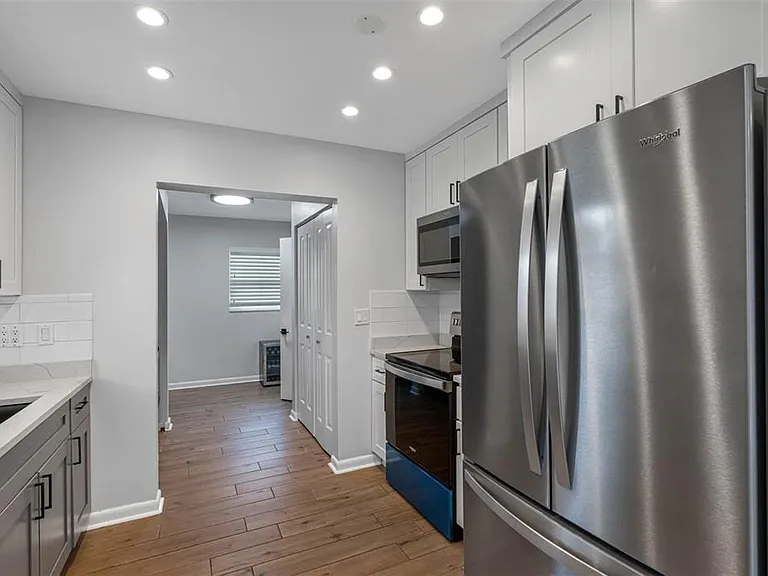 5104 W Cleveland St — Photo 22