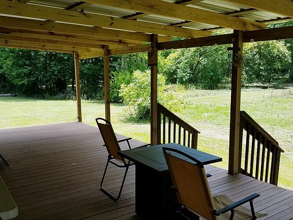 4th image of 176 River Ln
