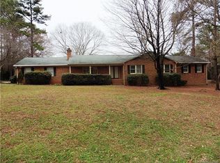 6647 Lowesville Ln, Stanley, NC 28164