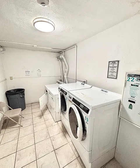 382 Park Ave #A5 — Photo 8