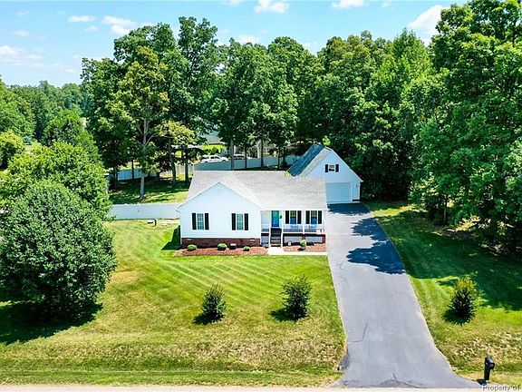 5th image of 9245 Deerlake Dr