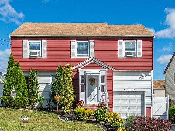 2nd image of 128 Crest Dr