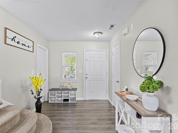 3rd image of 10510 Hawick Ct