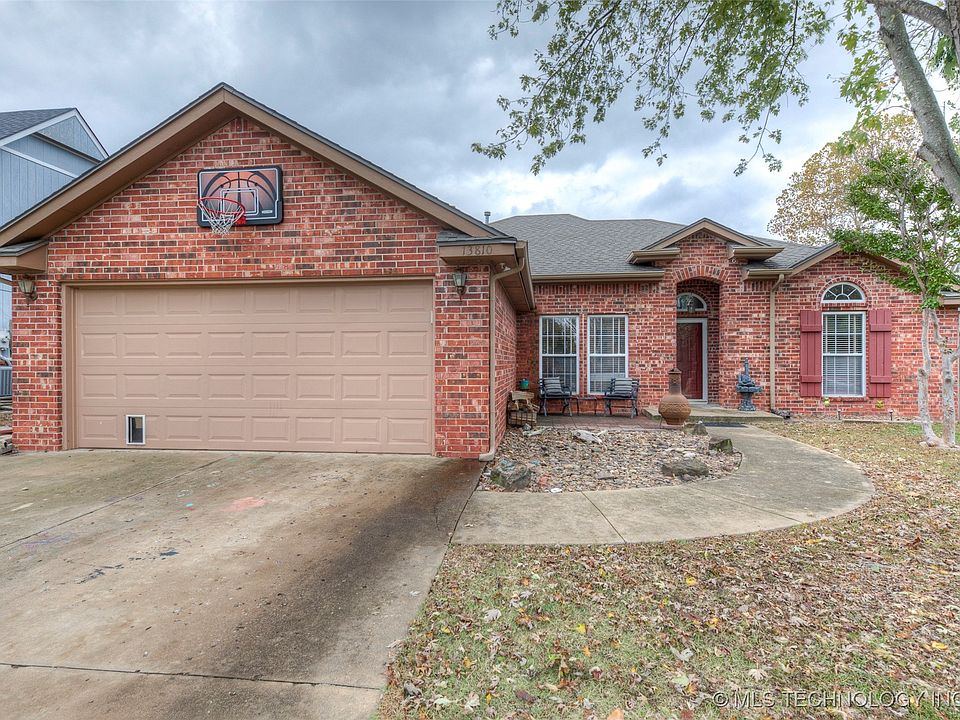 1st image of 13810 S Nyssa Ct