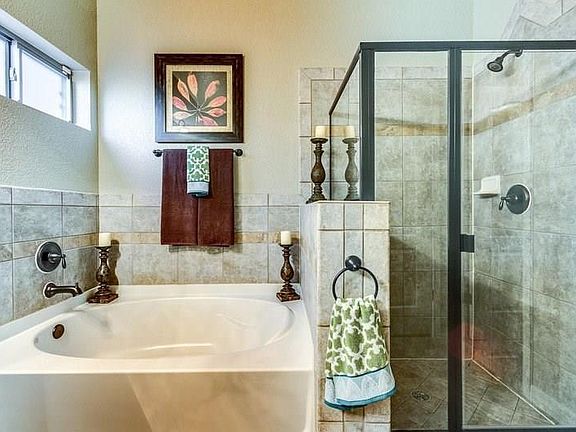 4th image of 7600 Dawnlight Ln