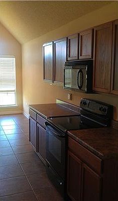 2nd image of 15 Padrino St