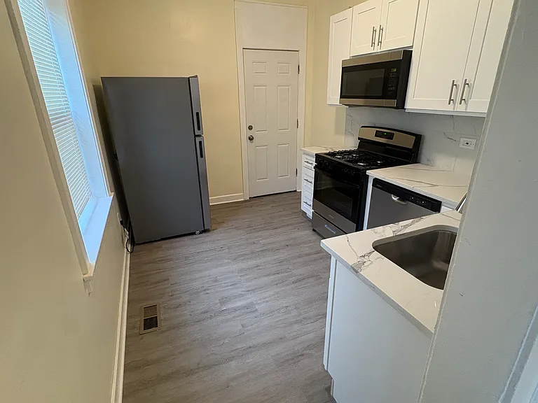 7212 S Indiana Ave #1 — Photo 9