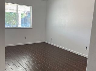 1678 Tucker Ave, Sanger, CA 93657