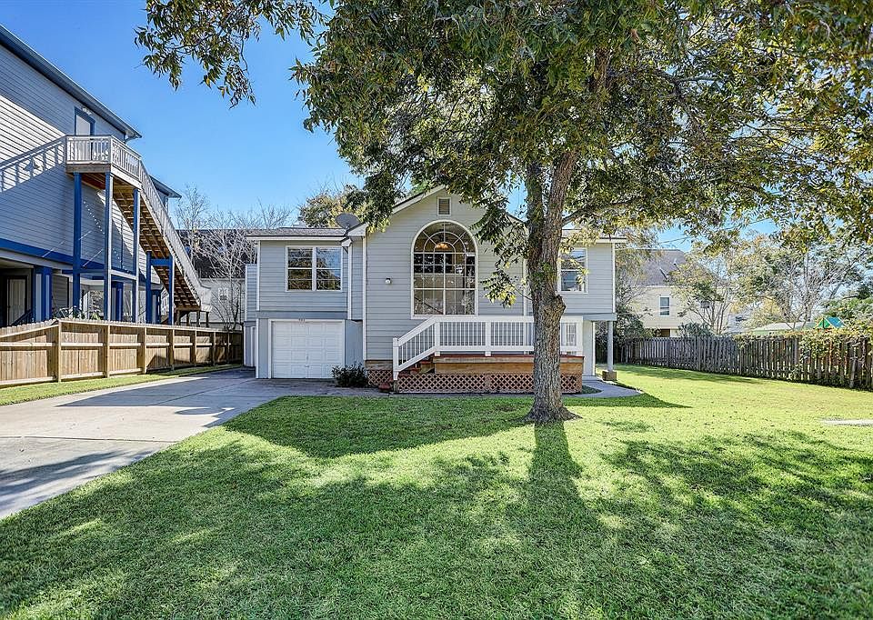 LOW MAINTENANCE BUNGALOW WITH ELEVATOR IN CLEAR LAKE SHORES ON A RARE DOUBLE LOT. PLENTY OF GARAGE STORAGE, WORKSHOP AND YARD! KEEP YOUR BOAT AT THE HOUSE AND BE IN THE LAKE IN MINUTES WITH THE COMMUNITY BOAT RAMP JUST BLOCKS AWAY. ENJOY THE GOLF CAR