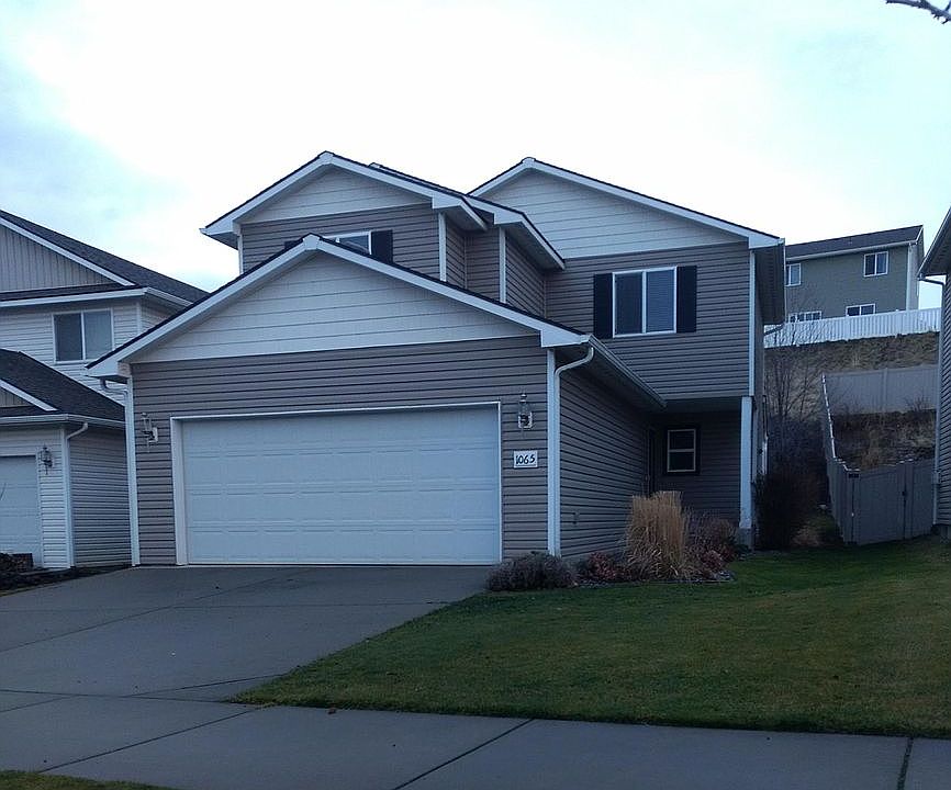 1st image of 1065 SW Lost Trail Dr