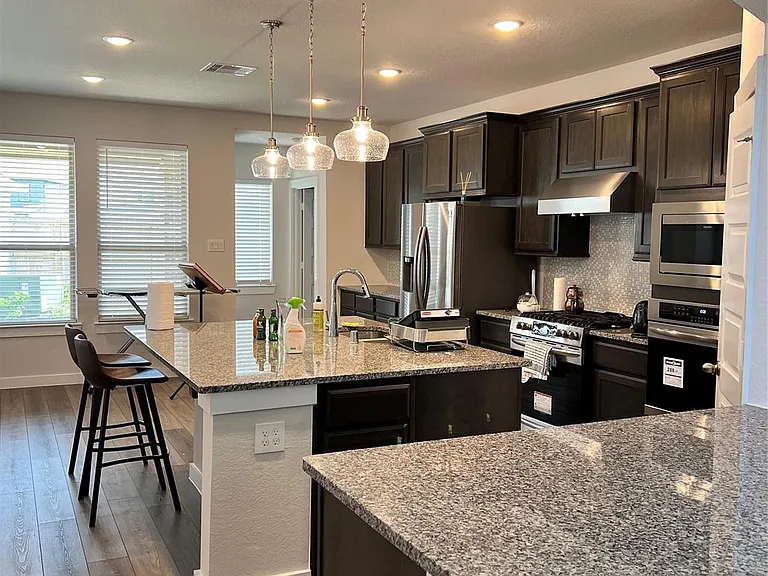 23723 Pullin Market Dr — Photo 3