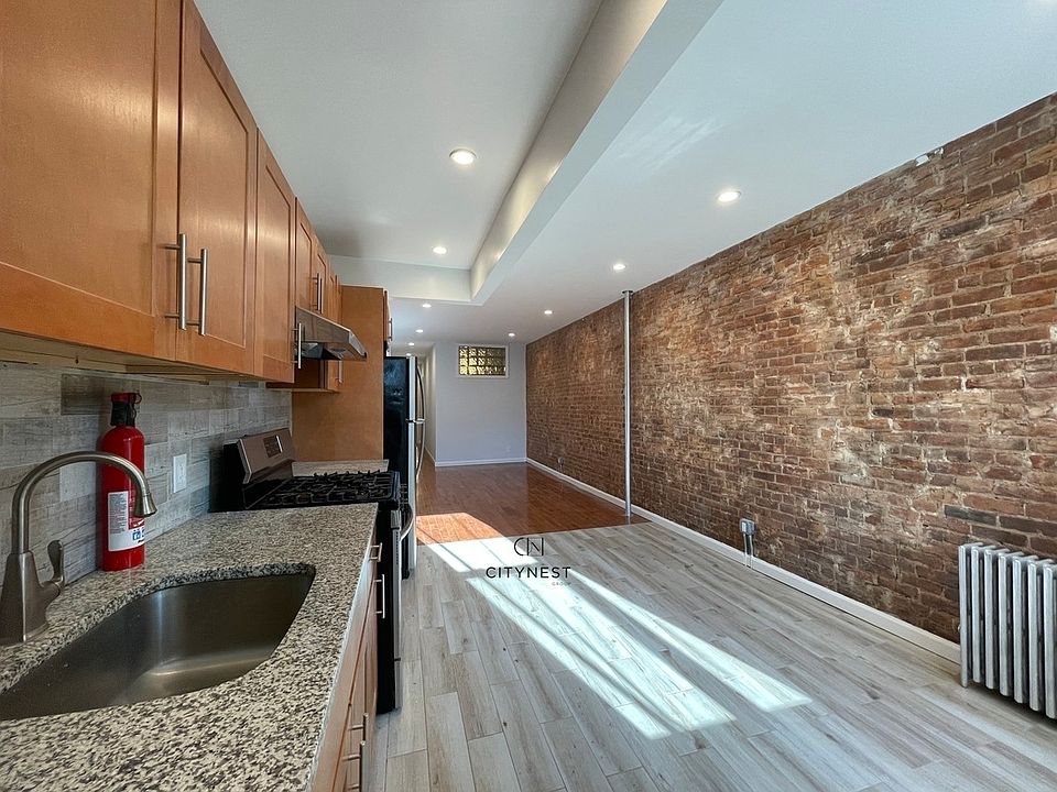1st image of 504 11th St #2R