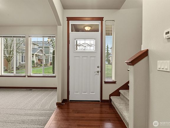 5th image of 4321 24th Street SE