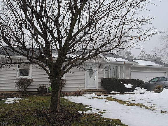 2nd image of 876 Hadcock Rd