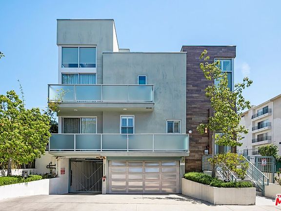 2nd image of 108 S Croft Ave #106