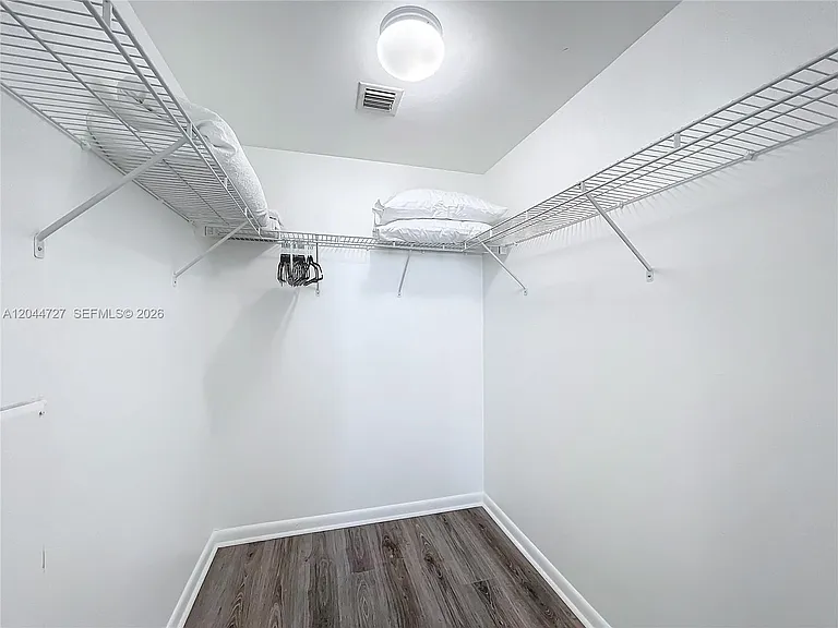 244 Biscayne Blvd #1108 — Photo 16