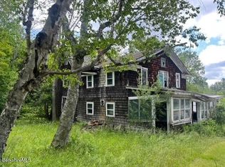 477 Mohawk Trl, Drury, MA 01343