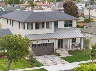 2104 Lynngrove Dr, Manhattan Beach, CA 90266