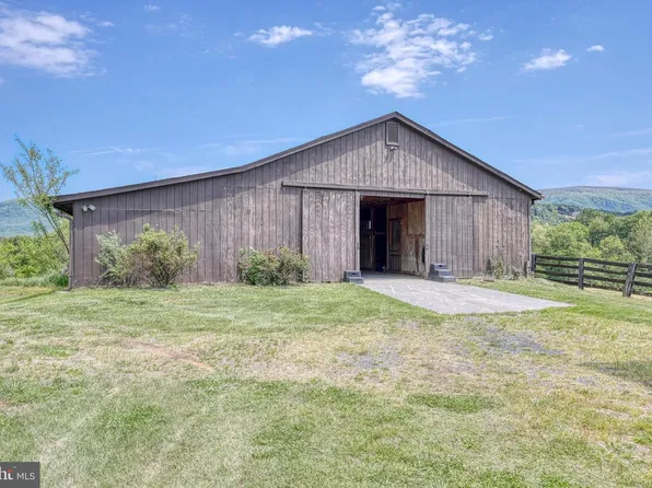 4119 Bentonville Rd, Bentonville, VA 22610