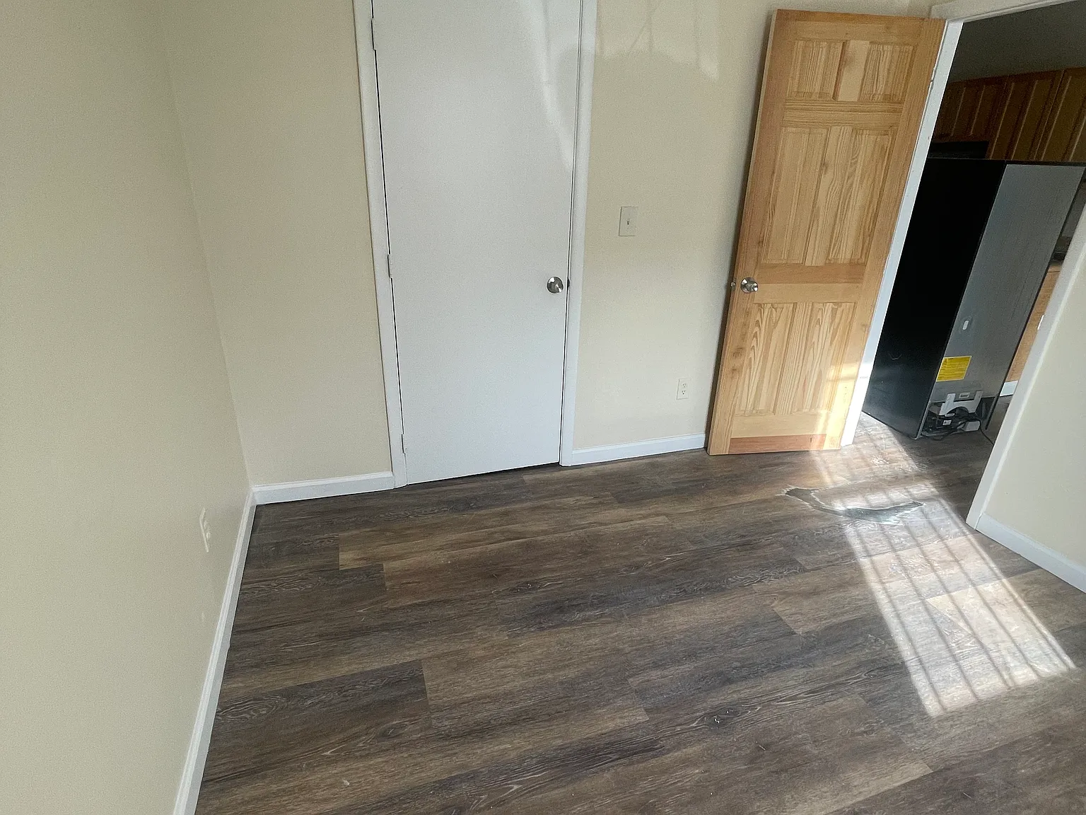 1834 Seaview Ave — Photo 1