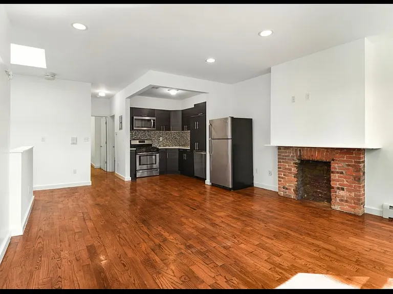 1076 Decatur St #2 — Photo 8