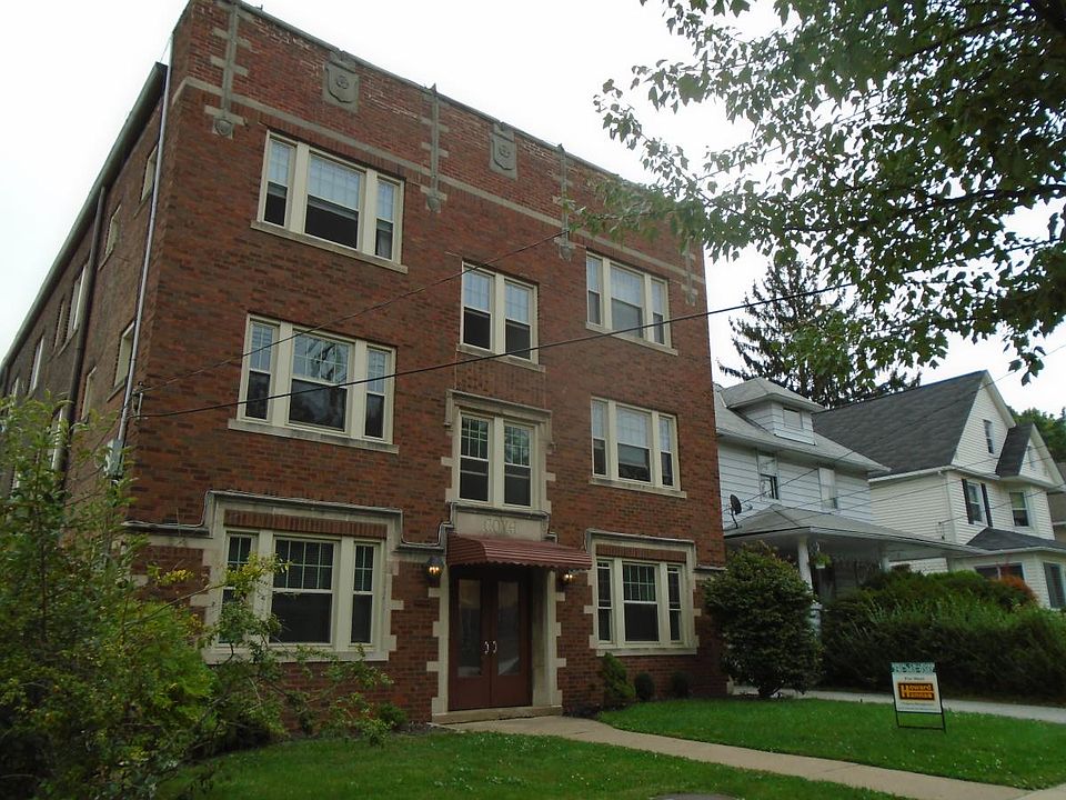 1st image of 1335 Cove Ave APT 2