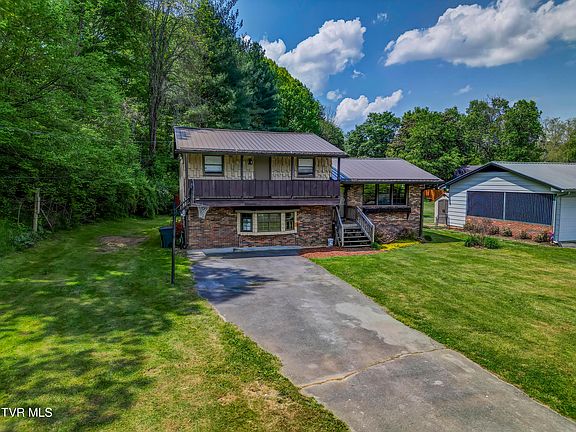 4th image of 156 Warrior Ln