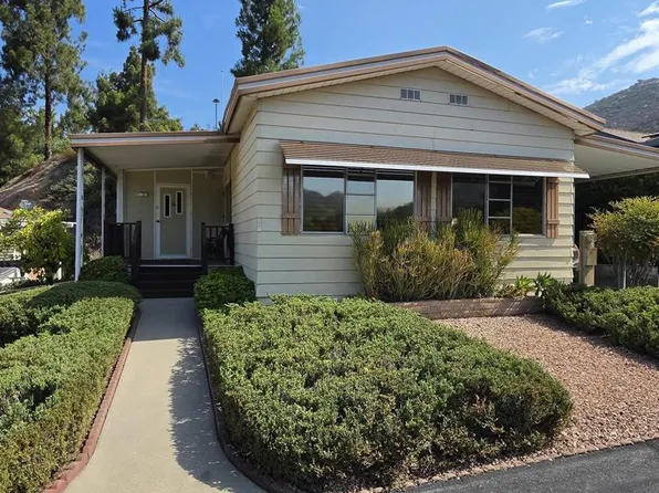 8975 Lawrence Welk Dr Space 128, Escondido, CA 92026