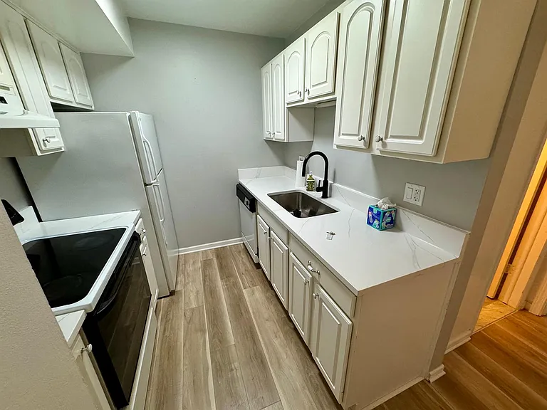 1407 Laurel Valley Dr — Photo 7