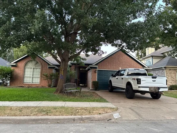 5737 Round Rock Rd, Haltom City, TX 76137