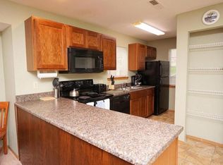 1 Woodpecker Ln, Branson, MO 65616