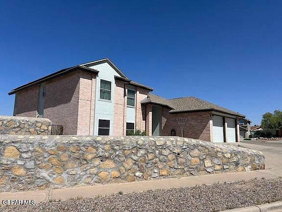 4th image of 1427 Rebecca Ann Dr