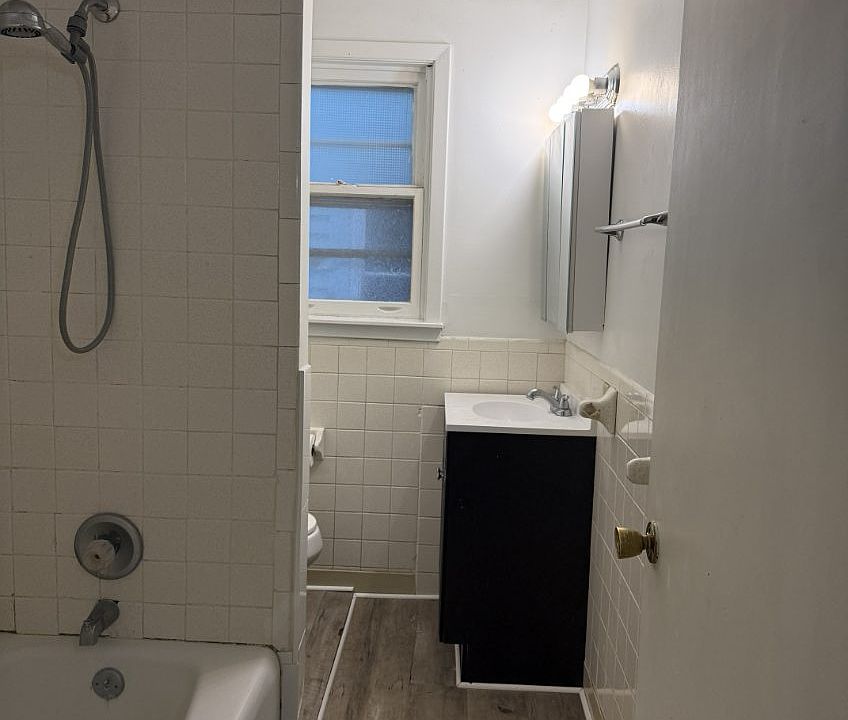 1st image of 120 Auburn Ave Unit 2