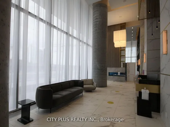 950 Portage Pkwy, Vaughan, ON