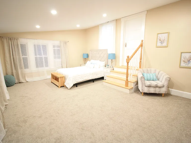 147 Stearns St — Photo 22