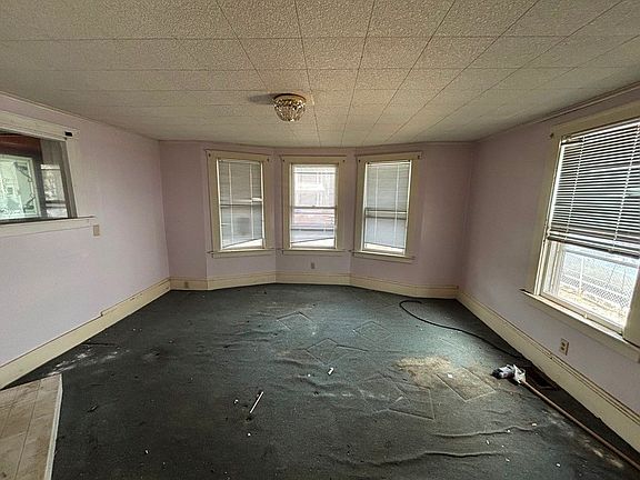 5th image of 283 Wilbraham Rd