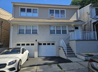 7 Luxoro Pl APT 1, Fairview, NJ 07022