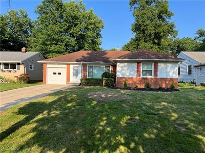 1135 Blanchester Rd, Lyndhurst, OH, 44124