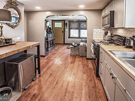 5th image of 103 Dunn Ln