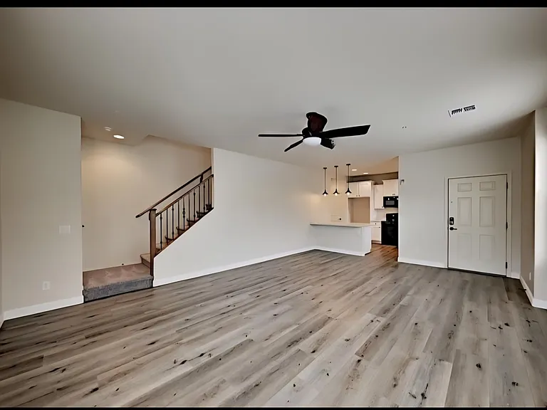 4703 E Waterman St #0 — Photo 5