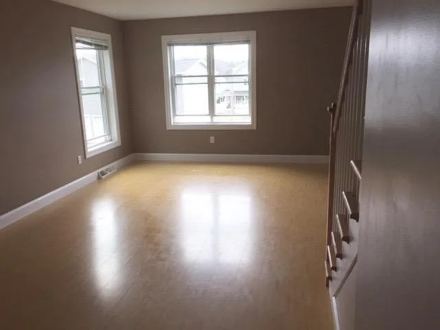 2 bed, 1.5 bath, 1200 sqft, $1,800 — Photo 2