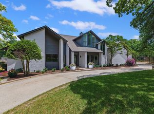 2109 Greta Ln, Fort Worth, TX 76120