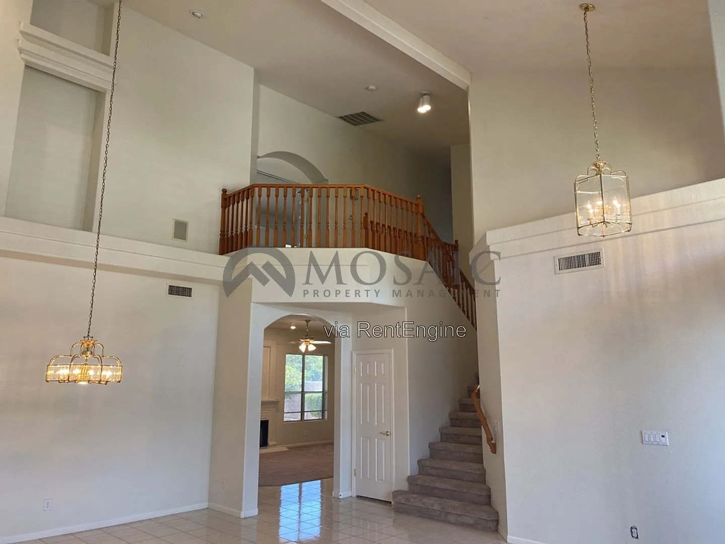 5 bed, 3.0 bath, 3030 sqft, $3,295 — Photo 4