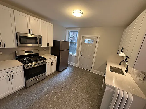 6414-6416 N Richmond St #6418 Photo 1