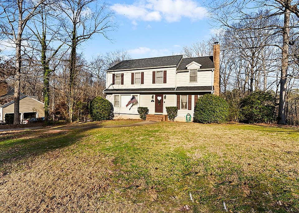 1st image of 225 Chatham Dr