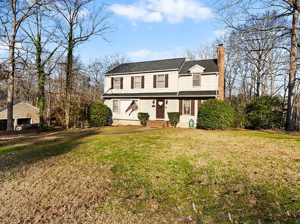 225 Chatham Dr, Greenwood, SC 29649